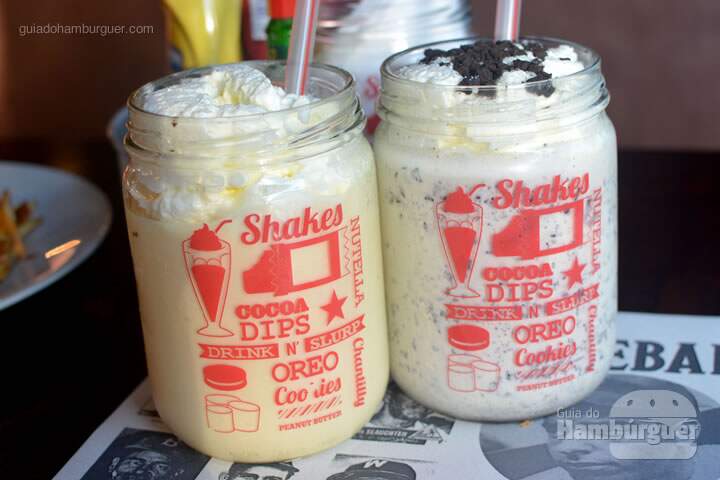 Milk shakes de peanut butter e Oreo - Buddies Burger & Beer