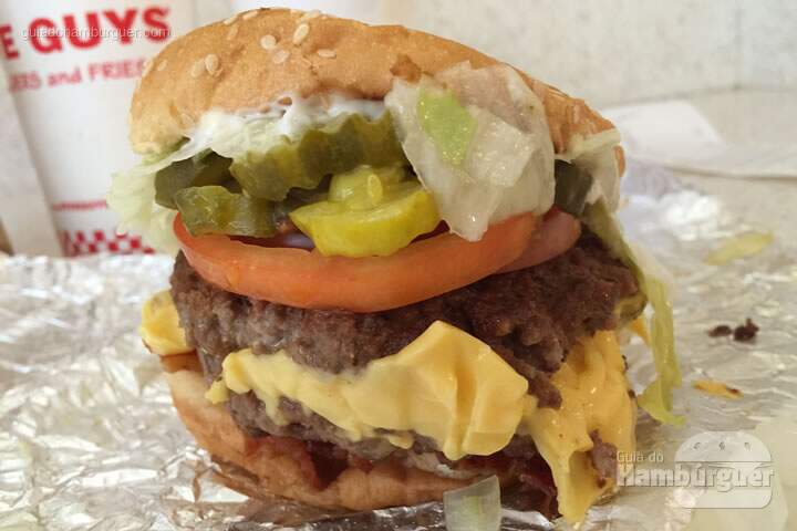 Double cheeseburger - Five Guys Burgers & Fries