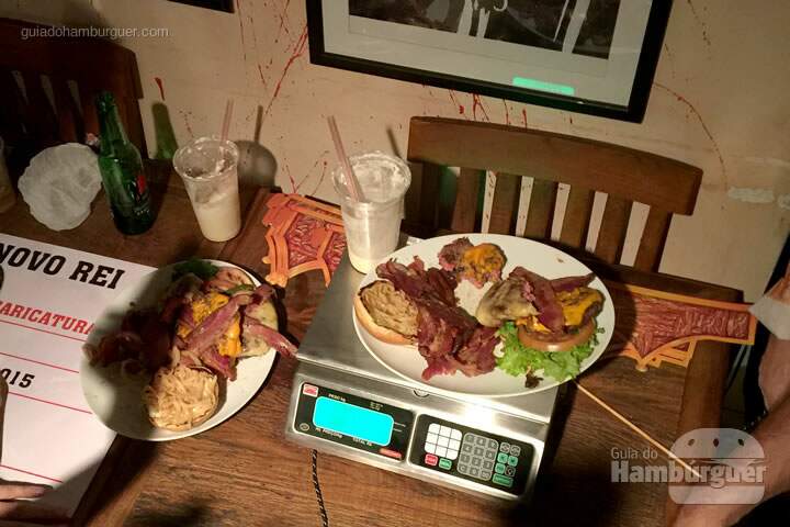 Hora da pesagem - Rei do Bacon Big Kahuna e Hellmann's