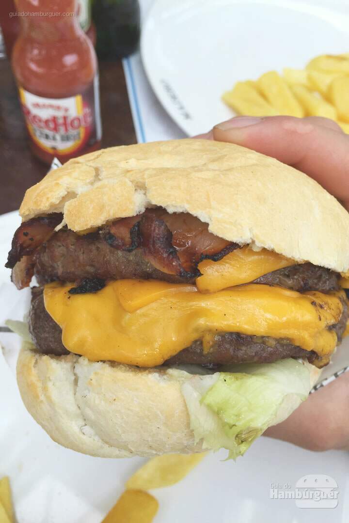 Super Cheese Bacon - Madero Burger & Grill