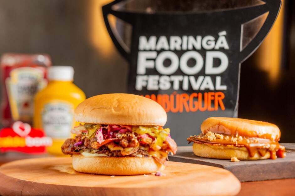 <strong>Mais uma criação que aposta na mistura de carnes com molho barbecue: smash burger bovino, pulled pork e bacon. O tema ainda é explorado no coleslaw (salada cremosa de repolho e cenoura), tradicional acompanhamento do churrasco norte-americano. Aqui, o contraste de texturas fica por conta da farofa crocante de alho. Para completar, blend de queijos e picles, no pãozinho de leite. Para a sobremesa, um toast de doce de leite. </strong>