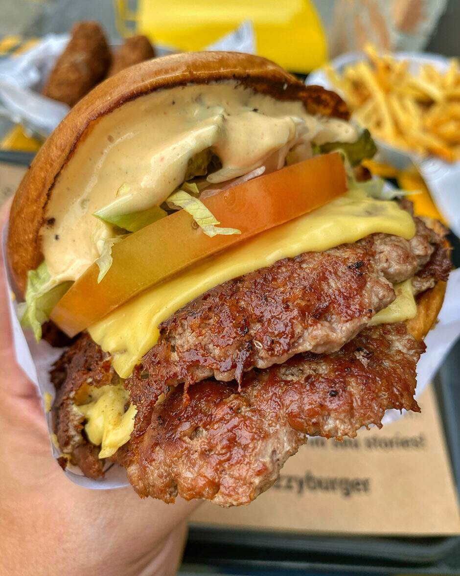 The Ozzy Burger - As melhores hamburguerias que provamos pela primeira vez em São Paulo — RANKING REVELAÇÃO 2021